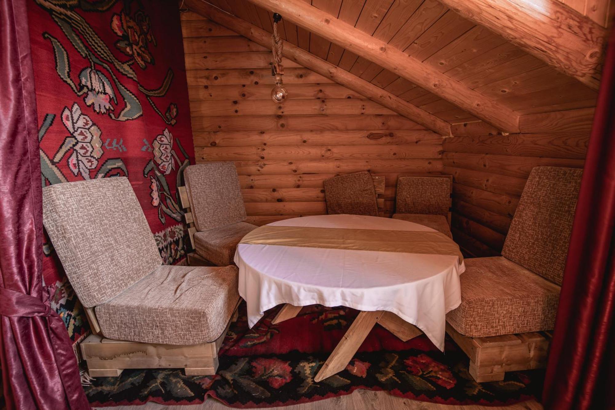 Jela Natural Resort Rozhajë Екстериор снимка