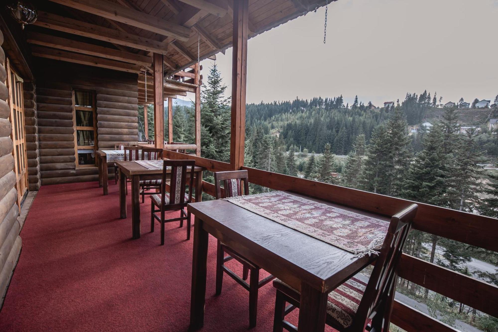 Jela Natural Resort Rozhajë Екстериор снимка