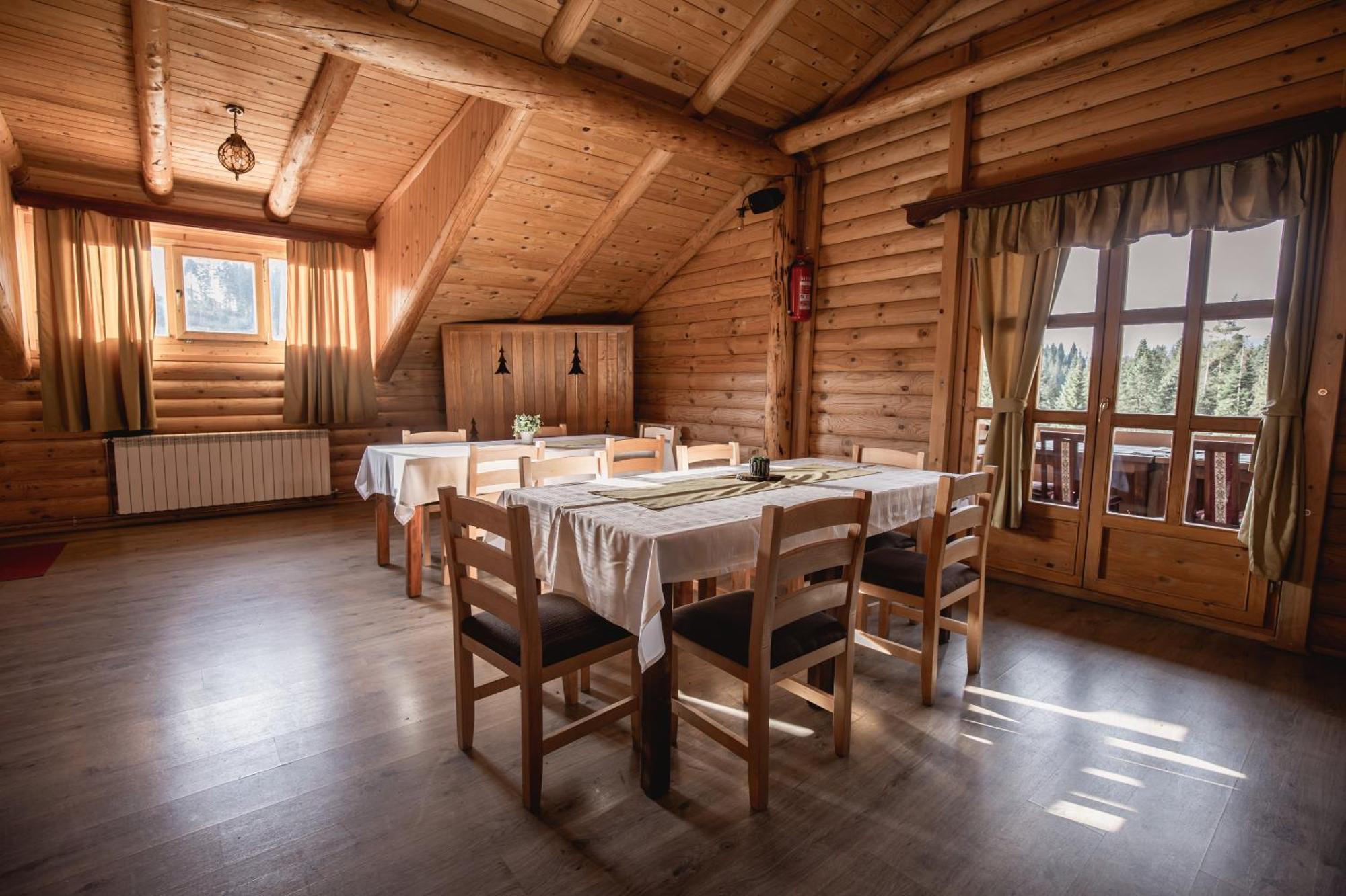 Jela Natural Resort Rozhajë Екстериор снимка
